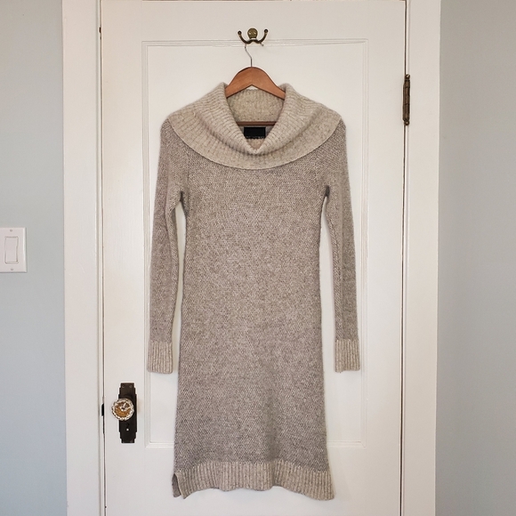 Cynthia Rowley Dresses & Skirts - Cynthia Rowley Lamb’s Wool Sweater Dress – Size XS – Pale Grey